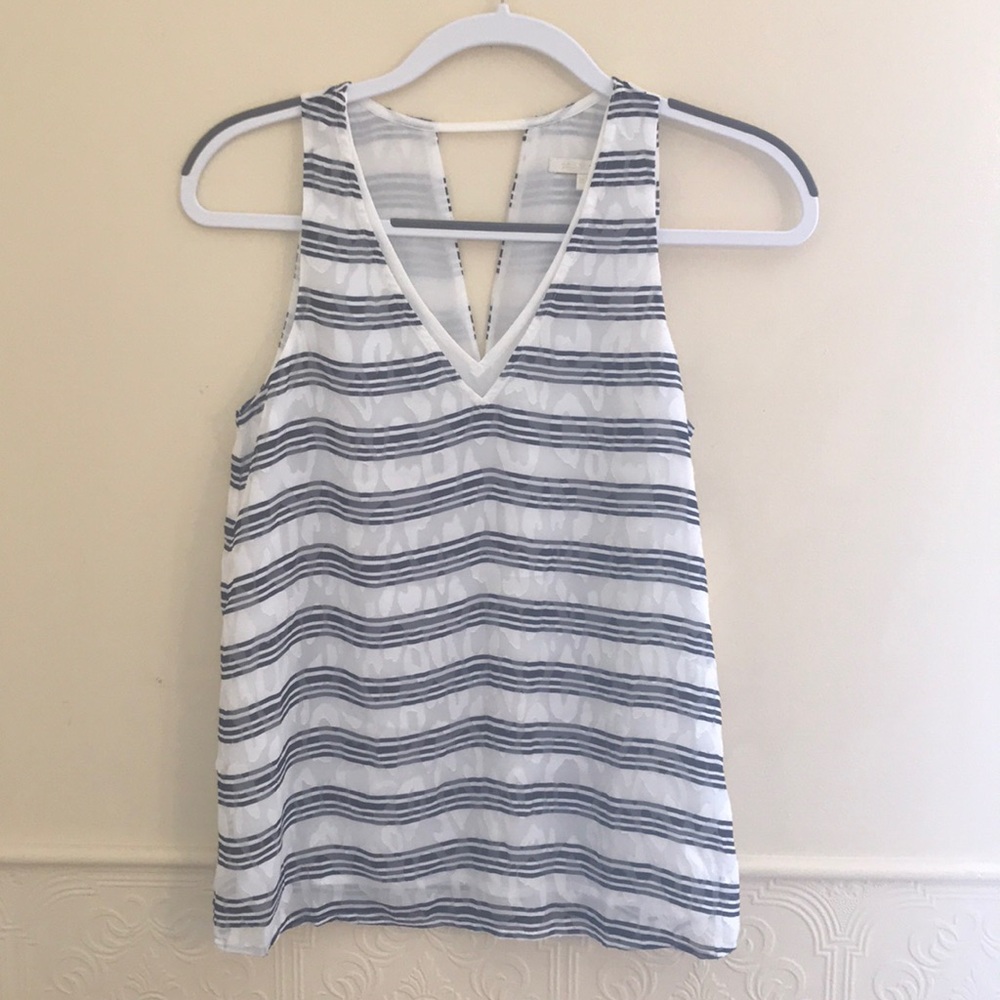 NWT COOPER & ELLA v-neck tank XS white/dark navy